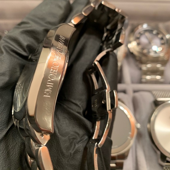 Emporio Armani Mens Watch Black Dial Stainless St - Picture 8 of 8